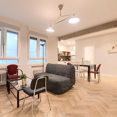 Euskalduna, Vivienda Turistica Moderna Y Renovado Bilbao Exteriér fotografie